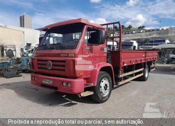 Caminhão Volkswagen 13-190 2p (diesel)