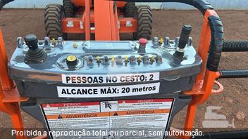 Plataforma Aérea (Elevatória) JLG 600 AJ