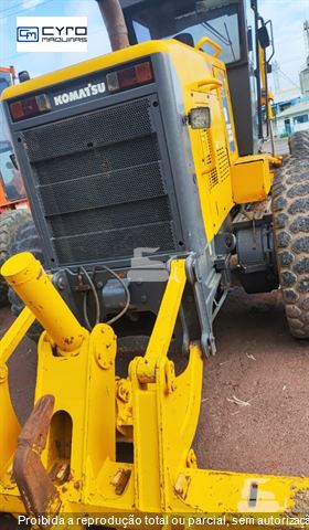Motoniveladora Komatsu GD555-3