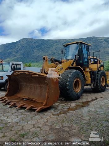 Pá Carregadeira Caterpillar 966L