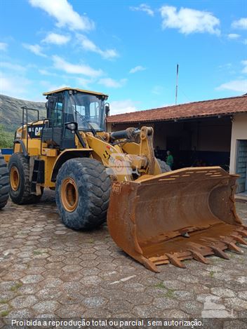 Pá Carregadeira Caterpillar 966L