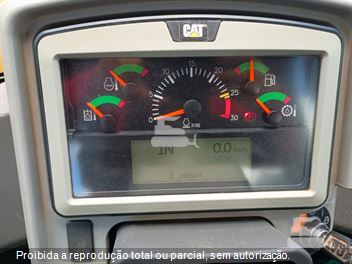 Pá Carregadeira Caterpillar 966L