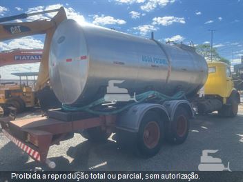 Caminhão Mercedes-Benz 1114 3-Eixos 2p (diesel)