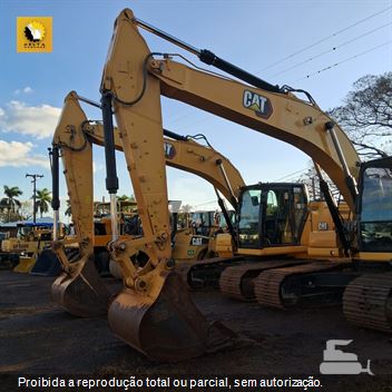 Escavadeira Caterpillar 320