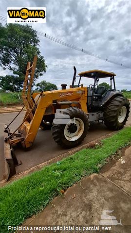 Trator Agrícola Valtra BH 145
