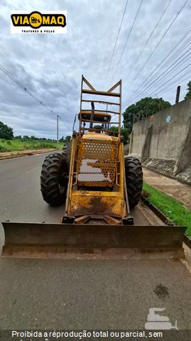 Trator Agrícola Valtra BH 145