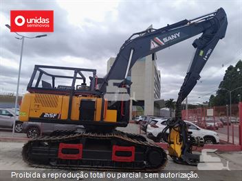 Harvester Sany SY215F