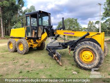 Motoniveladora Komatsu 835A