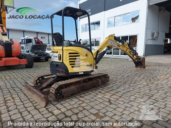 Mini-Escavadeira Yanmar Vio27