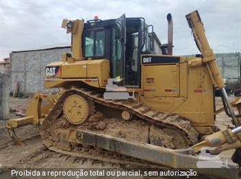 Trator de Esteira Caterpillar D6T