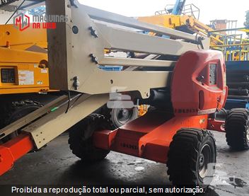 Plataforma Aérea (Elevatória) JLG 450 AJ