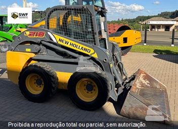 Mini-Carregadeira New Holland L218