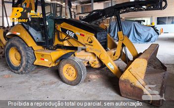 Retro Escavadeira Caterpillar 416E