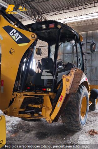 Retro Escavadeira Caterpillar 416E