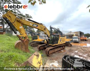 Escavadeira Caterpillar 336