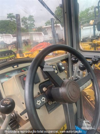 Motoniveladora Caterpillar 140K
