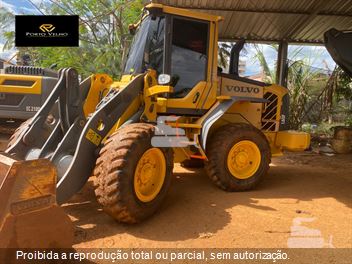 Pá Carregadeira Volvo L60F