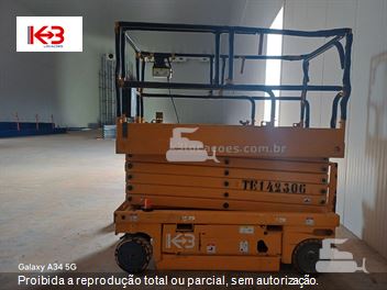 Plataforma Aérea (Elevatória) Haulotte Compact 14