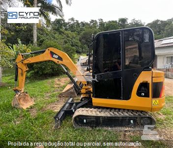Mini-Escavadeira Caterpillar 302.5C