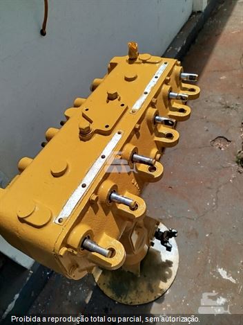 CAIXA CONTROLE ORIGINAL MOTONIVELADORA 120B REVISADA