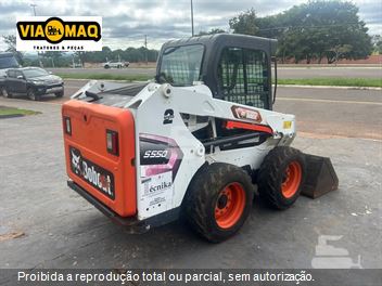 Mini-Carregadeira Bobcat S550