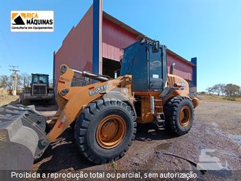 Pá Carregadeira Case 621D