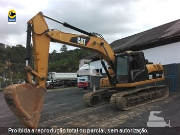 Escavadeira Caterpillar 323D