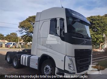Caminhão Volvo FH 480 6x2 2p (diesel)