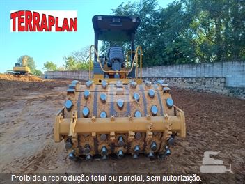 Rolo Compactador Caterpillar CS-423E