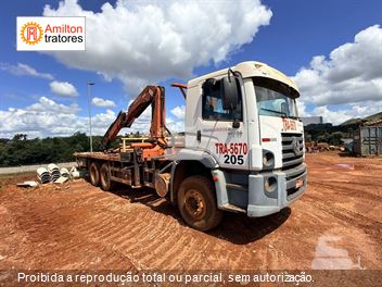 Caminhão Volkswagen 31-320 E Constellation 6x4 3-Eixos 2p (Diesel)