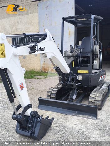 Mini-Escavadeira Bobcat E27z