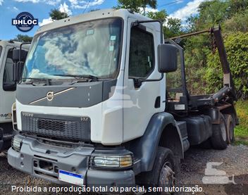 Caminhão Volvo VM 330 6x4 2p (Diesel) (E5)