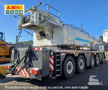 Guindaste XCMG XCA220