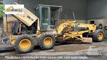 Motoniveladora New Holland RG170B
