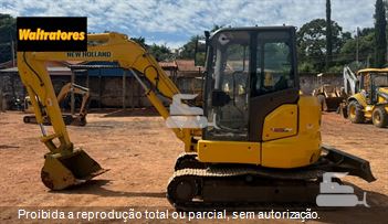 Mini-Escavadeira New Holland E55B