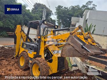 Mini-Retroescavadeira JCB 1CX