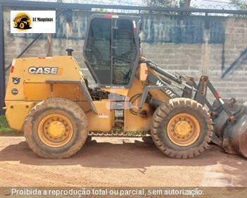 Pá Carregadeira Case W20E