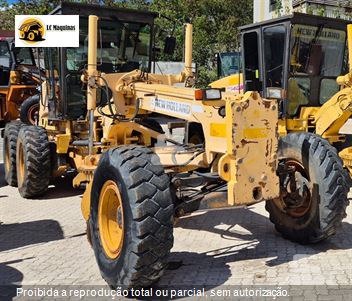 Motoniveladora New Holland RG170B