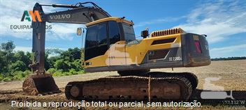 Escavadeira Volvo EC220DL
