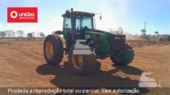 Trator Agrícola John Deere 7210J
