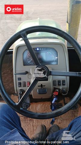Trator Agrícola John Deere 6125J