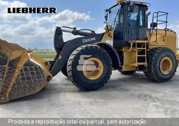 Pá Carregadeira John Deere 724K