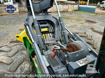 Skidder John Deere 648L