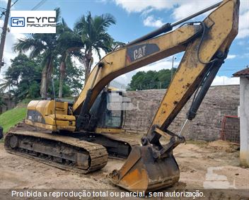 Escavadeira Caterpillar 320DL