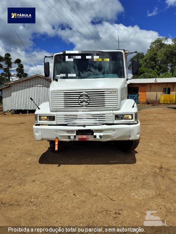 Caminhão Mercedes-Benz L-2318 3-Eixos 2p (diesel)