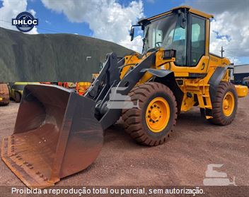 Pá Carregadeira Volvo L60F