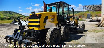 Motoniveladora New Holland RG140B