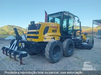 Motoniveladora New Holland RG140B