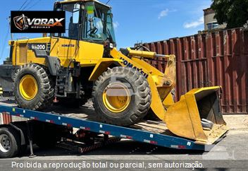 Pá Carregadeira Komatsu WA200