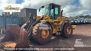 Pá Carregadeira Volvo L110F